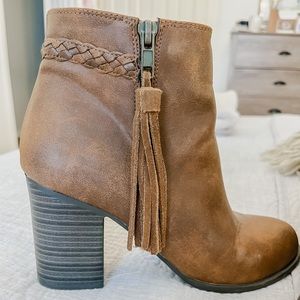 ESPRITE brown heel boots